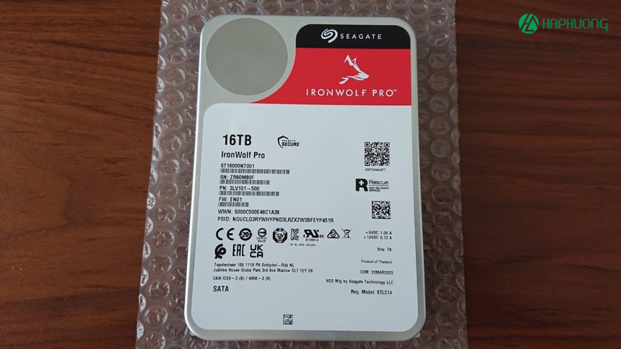 Hình ảnh mặt sau thiết bị ổ cứng Seagate Ironwolf Pro 16TB