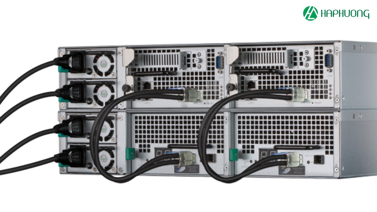 Synology RXD1219sas trang bị cổng mở rộng: 1 x SAS IN, 1 x SAS OUT